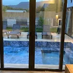 Grape In Large Pool, Jacuzzi, Private 别墅 费特希耶