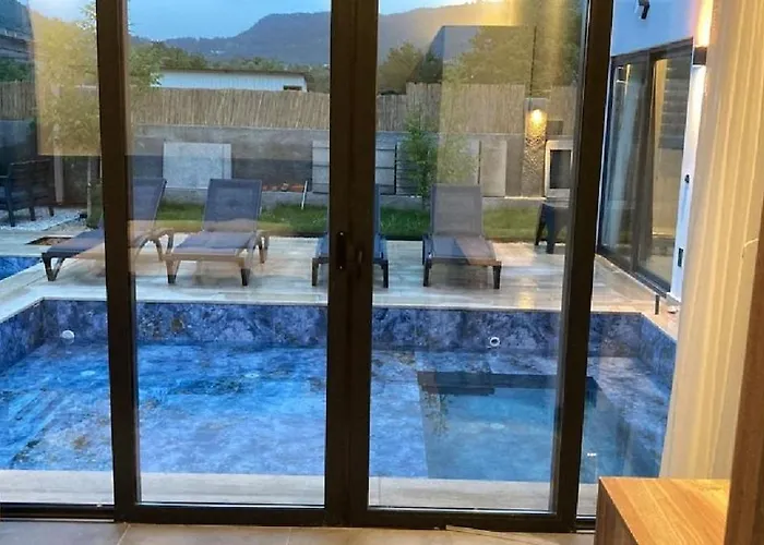 Grape In Large Pool, Jacuzzi, Private Villa Fethiye